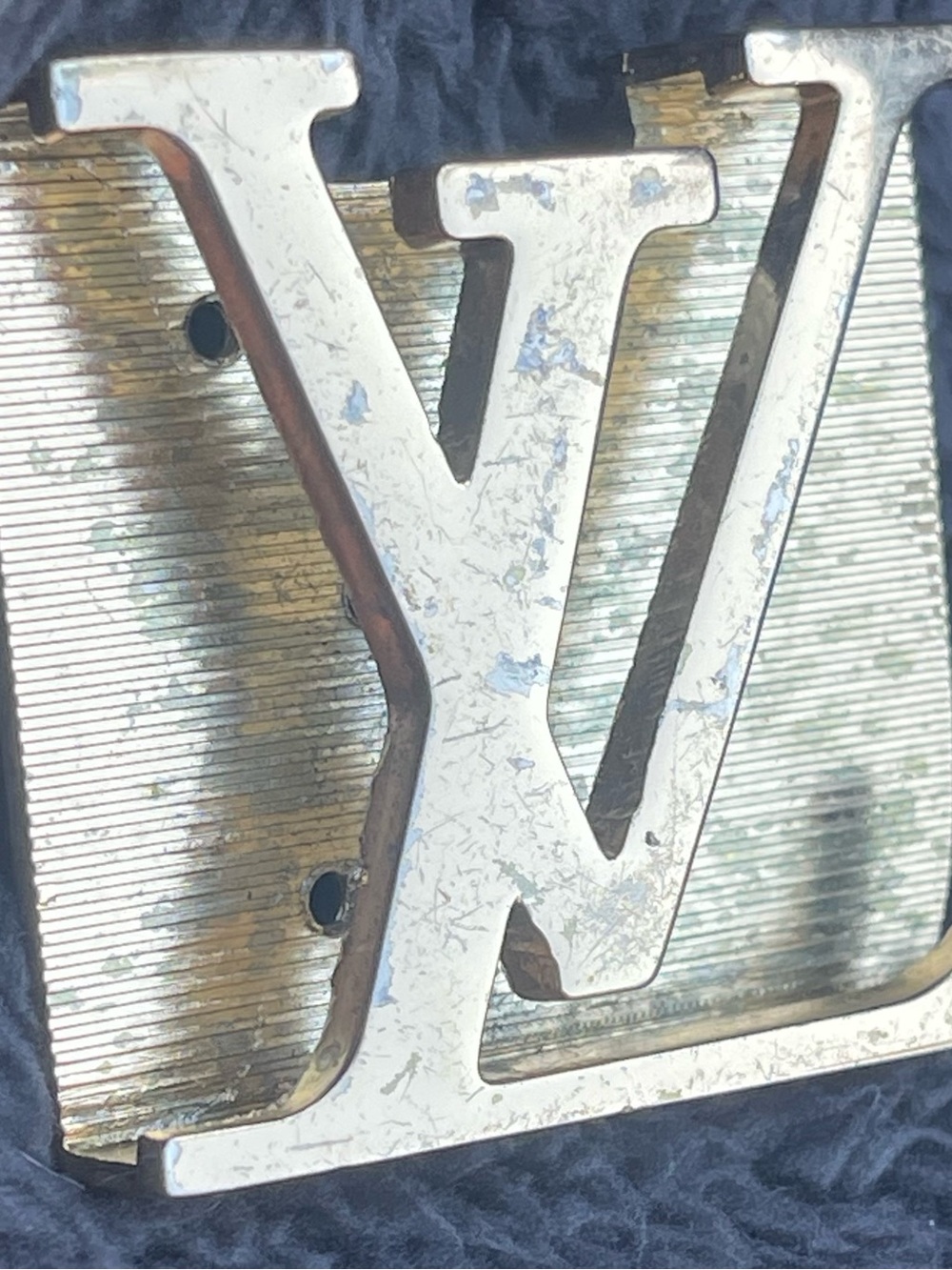 Louis Vuitton gold Metal LV Logo Belt Buckle